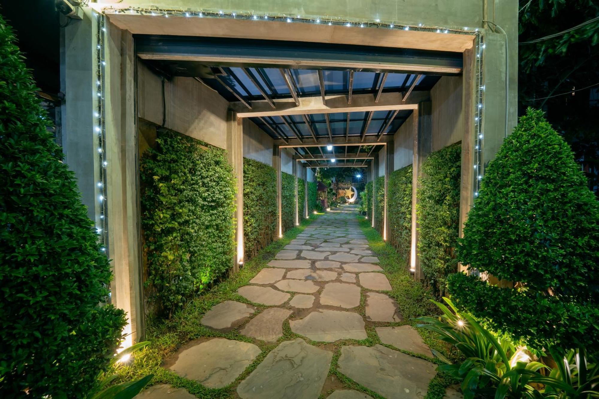 The Night Hotel Siem Reap Exterior photo