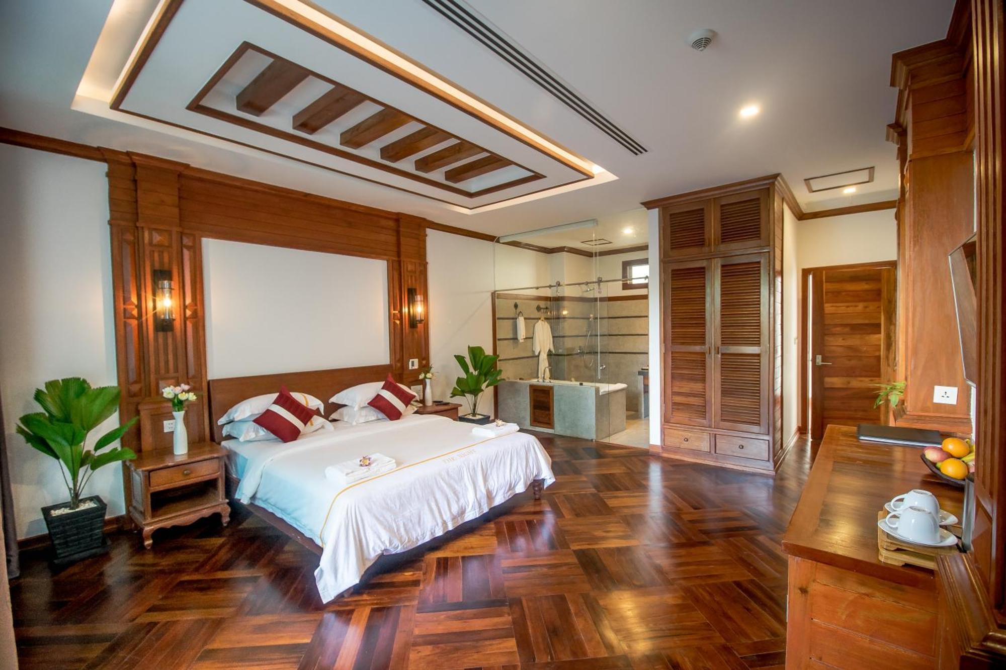 The Night Hotel Siem Reap Exterior photo