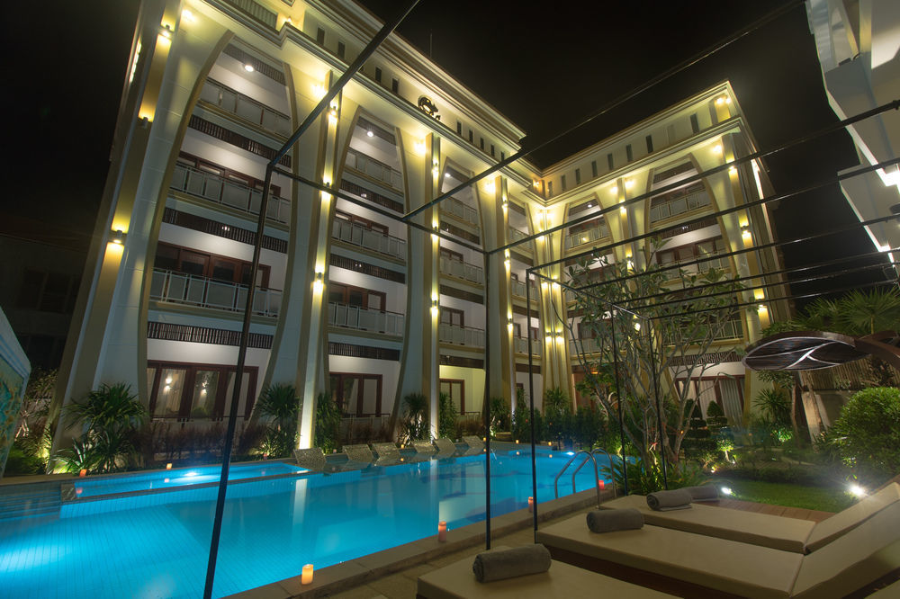 The Night Hotel Siem Reap Exterior photo