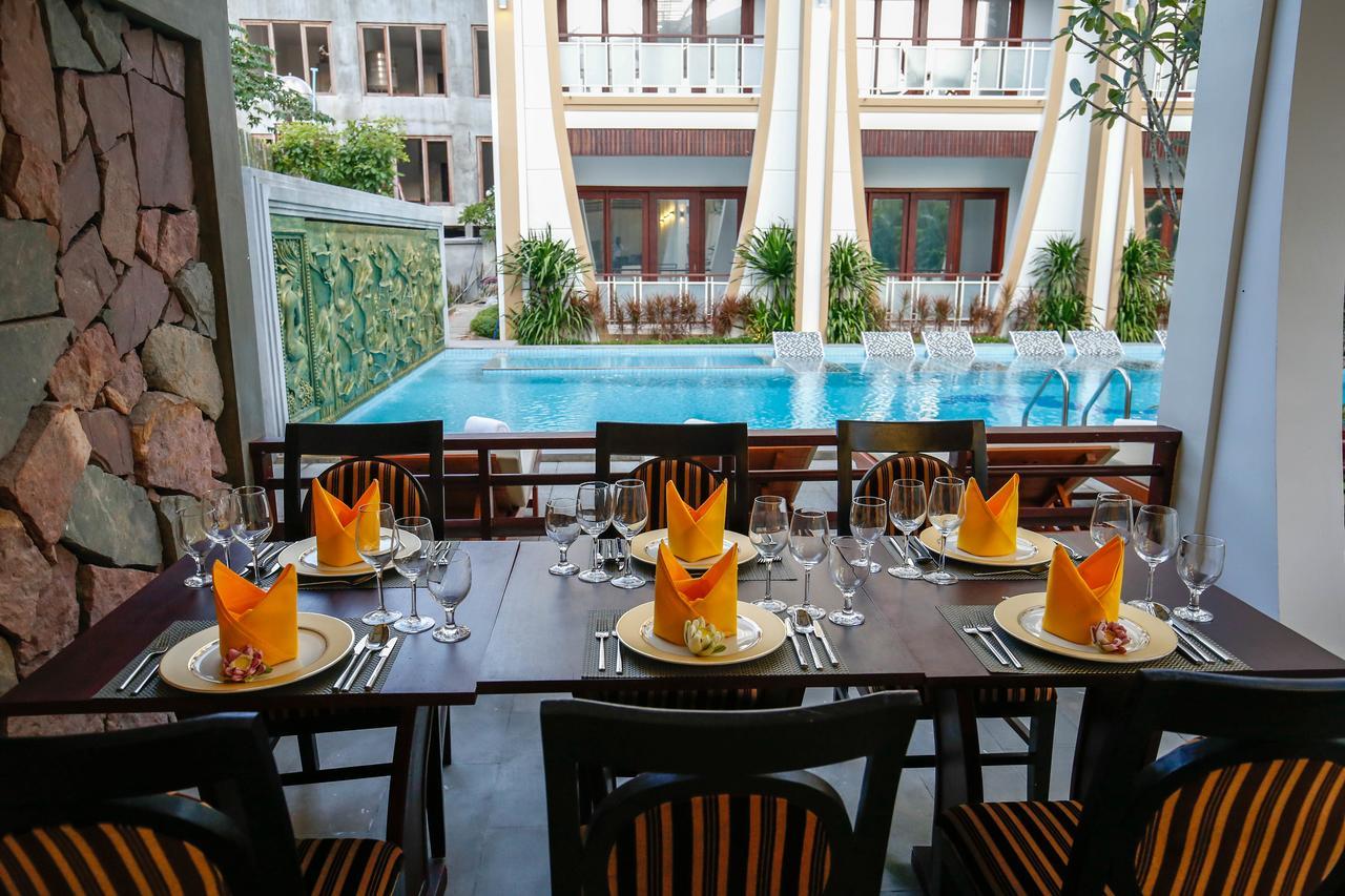The Night Hotel Siem Reap Exterior photo